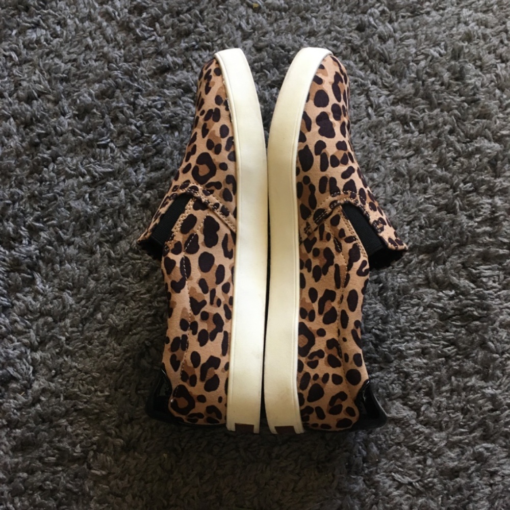 Dr. Scholl’s Women’s Leopard Print Comfort Walking Slip-On Shoes 9.5 - Picture 2 of 7